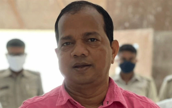জাকিরের উপর বোমা হামলার অভিযোগে গ্রেপ্তার ইশা ।