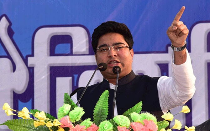 শুক্রবার, সিজিও চত্বরে ফের তলব অভিষেকের, সত্য মমতার আশঙ্কা জিজ্ঞাসাবাদের বিষয়-আশয় বাইরে কেন বেরিয়ে আসছে?