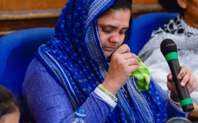 বিলকিস বানু: গুজরাট সরকারকে নোটিশ সুপ্রিম কোর্টের, শুনানি দু’সপ্তাহ পর।