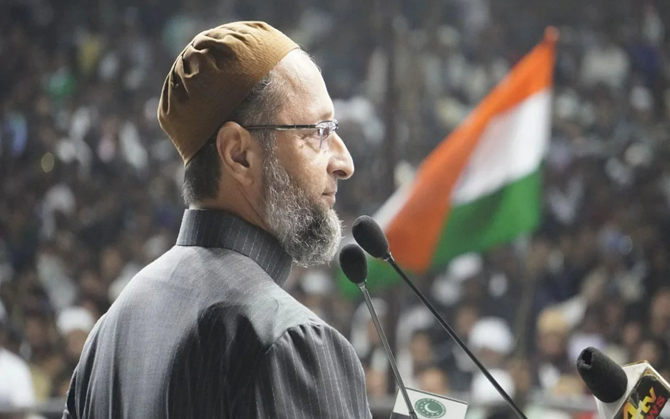 মুসলিম মহিলা একদিন ভারতের প্রধানমন্ত্রী হবেন, মন্তব্য ওয়াইসির
