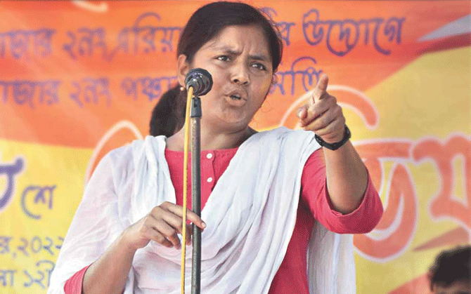 স্বচ্ছ ভুমিকা পালন করুক পুলিশ,গ্রাম জাগাও-বাংলা বাঁচাও সভা থেকে বার্তা মীনাক্ষীর