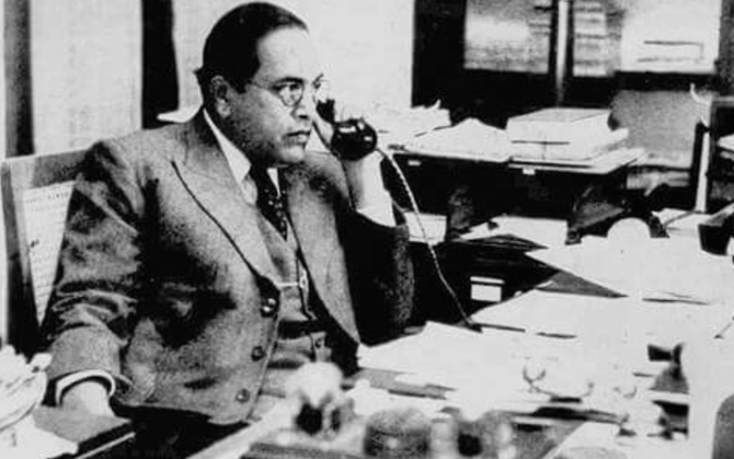 আম্বেদকর বনাম আম্বেদকর