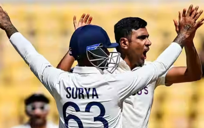 অস্ট্রেলিয়াকে ইনিংস ও ১৩২ রানে হারিয়ে সিরিজে এগিয়ে গেল ভারত