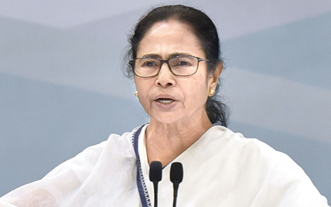 মে মাসের শেষে সপ্তাহে দিল্লিতে মমতা, নীতি আয়োগের বৈঠকের পরই দিল্লিতেই বিরোধী জোট সভার সম্ভাবনা