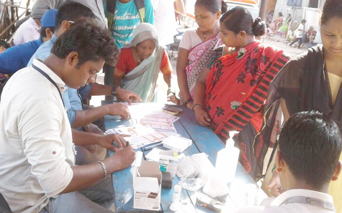 মধুমেহ আর উচ্চ রক্তচাপে আক্রান্ত নাগরিকের সংখ্যা ক্রমশই বাড়ছে দেশে।দেশীয় সংস্থার সমীক্ষায় জনস্বাস্থ্য নিয়ে উদ্বেগ