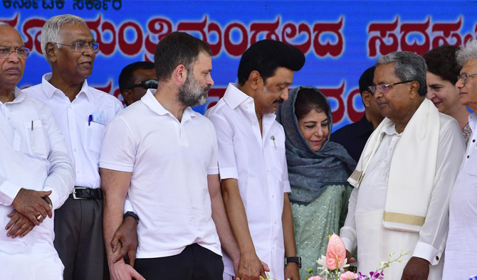 লক্ষ্য এক, মতাদর্শ আলাদা।কতটা সফল হবে পাটনার বিরোধী বৈঠক ?