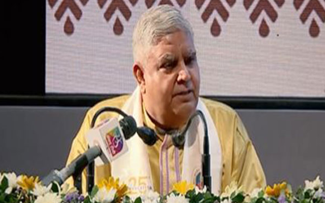 গুয়াহাটি আইআইটির সমাবর্তন অনুষ্ঠান থেকে অভিন্ন দেওয়ানি বিধির পক্ষে সওয়াল উপরাষ্ট্রপতির। যত দ্রুত সম্ভব চালু করতে হবে আইন, মত ধনখড়ের