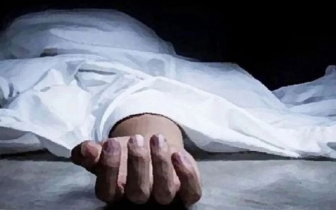 যাদবপুর বিতর্কের মাঝেই মেডিক্যাল পড়ুয়ার রহস্য মৃত্যু প্রকাশ্যে। তদন্তে পুলিশ