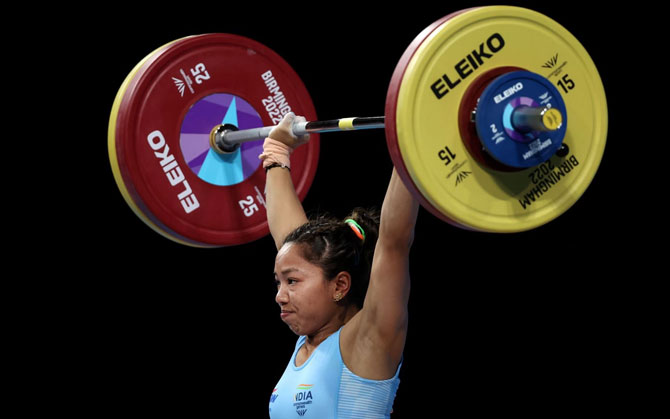 ‌একমাত্র ভারতীয় ভারোত্তোলক হিসেবে প্যারিস অলিম্পিকের ছাড়পত্র পেলেন মীরাবাই চানু