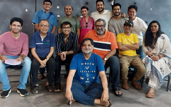 প্রকাশ্যে ‘সত্যি বলে সত্যি কিছু নেই’-এর ফার্স্ট লুক
