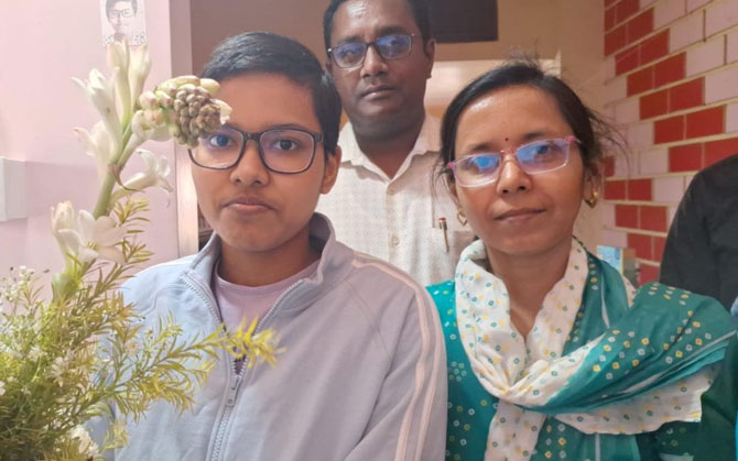 জয়েন্টে রাজ্যে প্রথম বাংলা মাধ্যমের ছাত্রী কাটোয়ার দেবদত্তা