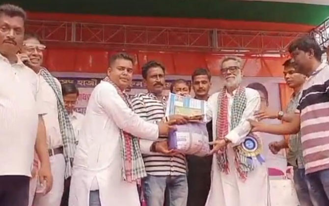 ২৬ এর নির্বাচনে দলীয় কৃষক সংগঠনকে বাড়তি গুরুত্ব, জেলায় কৃষক সম্মেলনের আহ্বান তৃণমূলের