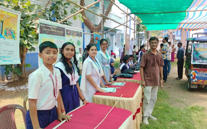 কাটোয়ায় পরিবেশ মেলা