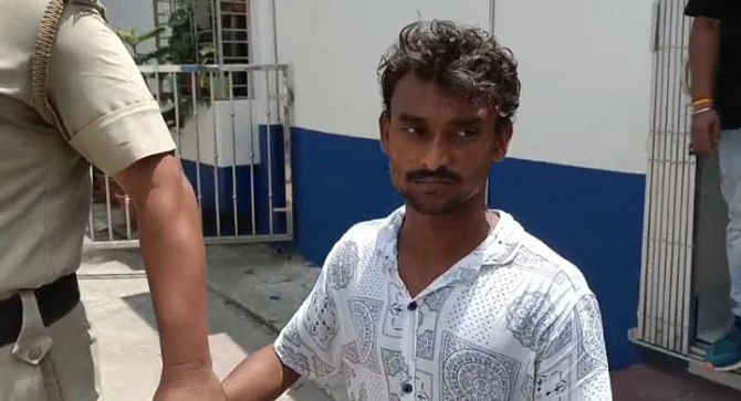 কাটোয়ায় নৃশংস হত্যা। গ্রেফতার দুই
