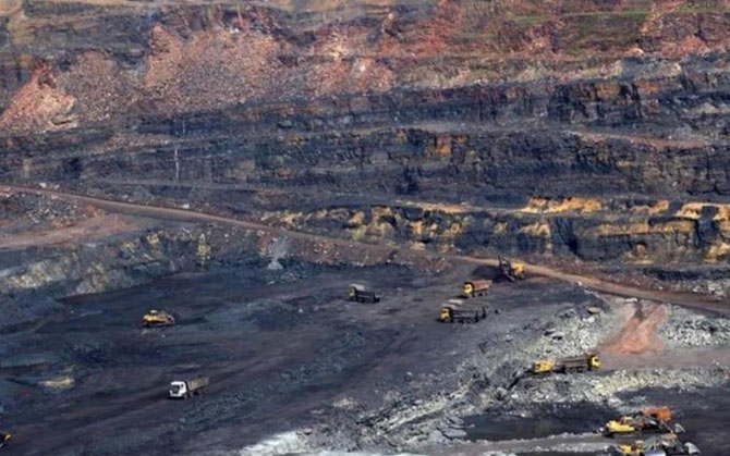 অবৈধ উত্তোলন, অ্যাম্বুলেন্স, ই-রিকশায় খনিজ পরিবহন! — সিএজি রিপোর্টে যোগী শাসনের দুর্নীতির খতিয়ান