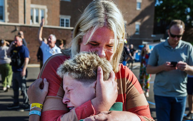 মার্কিন স্কুলে ফের চলল গুলি। নিহত ৩, আহত অন্তত ২০