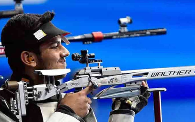 এশিয়ান শুটিংয়ে ১০ মিটার এয়ার পিস্তলে সোনা ভারতের কপিল বেন্সলার