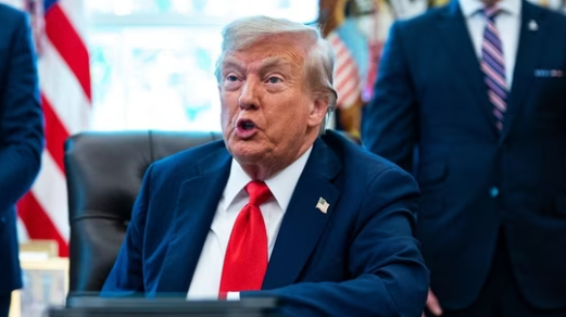 নাগরিকদের আর্থিক স্বস্তি দিতেই শুল্ক নীতি, মার্কিন আদালতের রায়ে সাফাই ট্রাম্পের