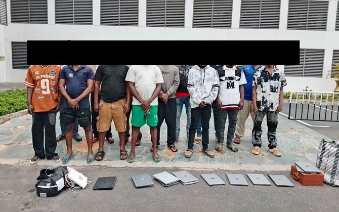 আফ্রিকায় ‘রোমান্স ফাঁদ’! অনলাইন প্রেমে গায়েব ২.৮ মিলিয়ন ডলার, ইন্টারপোলের জালে ২৬০ প্রতারক