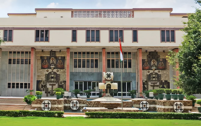 জাতি-উপজাতি অত্যাচার প্রতিরোধ আইন নিয়ে নির্দেশ । কী অভিমত দিল্লি হাইকোর্টের ?