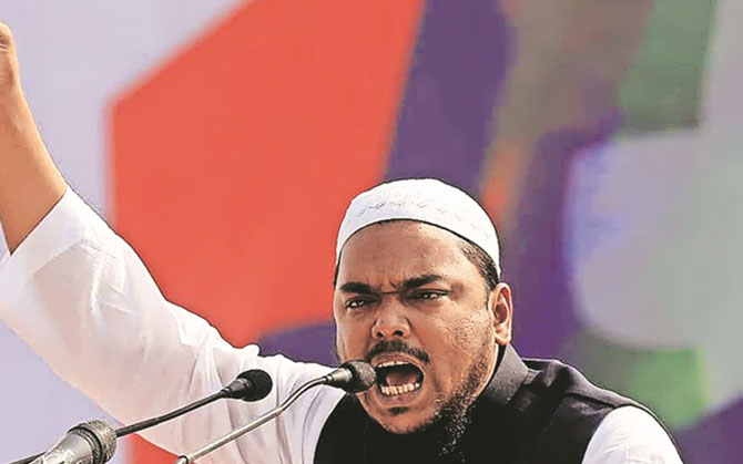 ভোটের ময়দানে আব্বাস সিদ্দিকী ? ক্যানিং পূর্ব থেকে লড়ার ইঙ্গিত ফুরফুরা শরিফের পীরজাদার