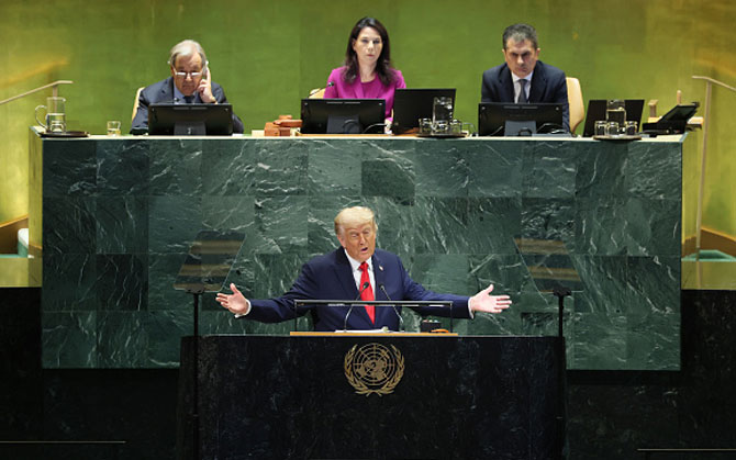 অভিবাসন নিয়ে জাতিসংঘের নীতির তীব্র সমালোচনা ট্রাম্পের