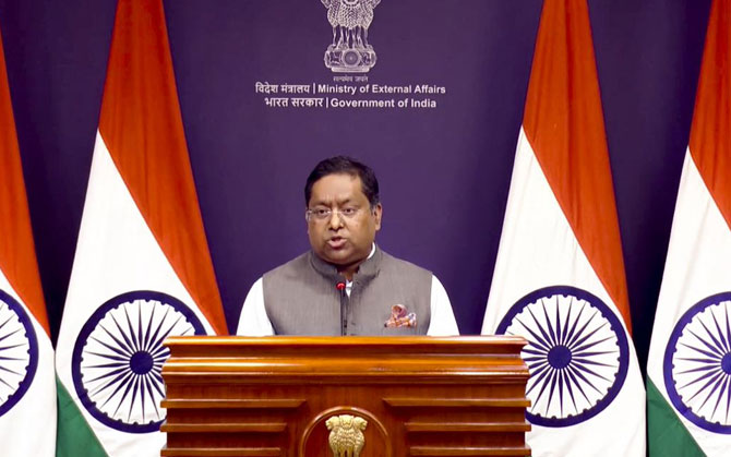 জ্বালানি আমদানি প্রসঙ্গে ট্রাম্পের দাবি, কী প্রিক্রিয়া নয়াদিল্লির সাউথ বল্কের