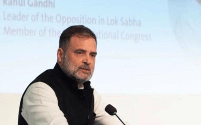 কর্ণাটক আসলে একটি বার্তা, লোকসভা যুদ্ধের আগে নতুন কৌশল পরীক্ষা রাহুলের ?