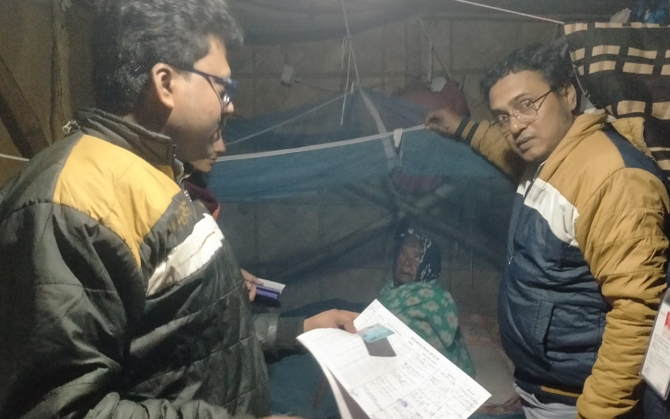 এসআইআর শুনানিতে গিয়ে জন্মদিন পালন শতায়ু ছাপিয়ার