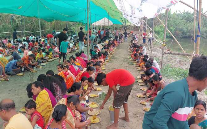 কাটোয়ায় ব্রহ্মাণীর মহোৎসব ঘিরে উৎসাহ, শামিল ১০ হাজারের বেশি মানুষ