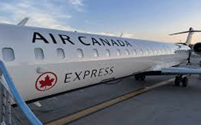 লা গুয়ারডিয়া বিমানবন্দরে ভয়াবহ দুর্ঘটনা, আহত শতাধিক