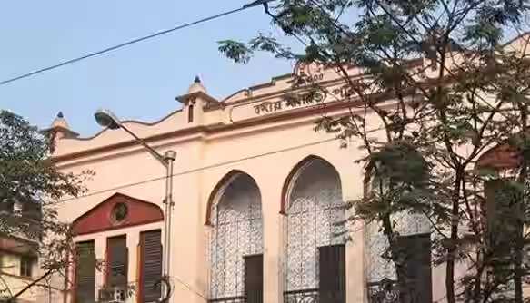 জাদুঘর সংস্কার, নবায়নযোগ্য শক্তির ব্যবহার, বঙ্গীয় সাহিত্য পরিষদে দ্বিমুখী উদ্যোগ