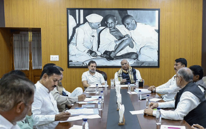 রাজ্যসভা নির্বাচনে সিঙ্ঘভি-সহ ৬ প্রার্থীর নাম ঘোষণা কংগ্রেসের । ভোট ১৬ মার্চ