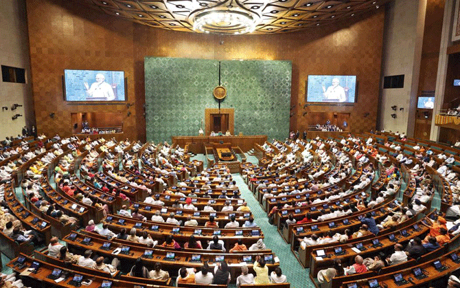 প্রত্যক্ষ রাজনীতিতে অংশগ্রহণে সংরক্ষণ আইন, কেন্দ্রীয় উদ্যোগকে স্বাগত জানালেন মহিলা সাংসদরা