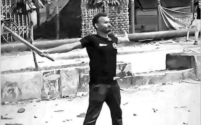 আবু সাঈদ হত্যা মামলায় দুই প্রাক্তন পুলিশকর্মীকে মৃত্যুদণ্ডের সাজা ঘোষণা বাংলাদেশের আন্তর্জাতিক অপরাধ ট্রাইব্যুনালের