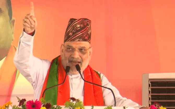 ‘নির্বাচনের পরই ভোটার তালিকায় জুড়ব প্রত্যেক গোর্খার নাম’, এসআইআর ইস্যুতে শাহ প্রতিশ্রুতি