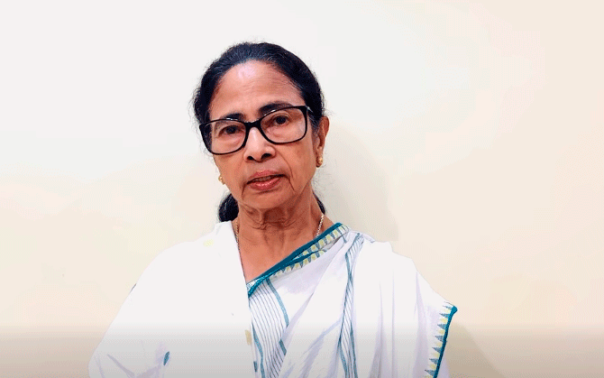 ‘আমরা ২২৬ ক্রস করব, ২৩০-ও পেয়ে যেতে পারি’, বুথ ফেরত সমীক্ষা উড়িয়ে ভিডিও বার্তায় দাবি তৃণমূল নেত্রীর