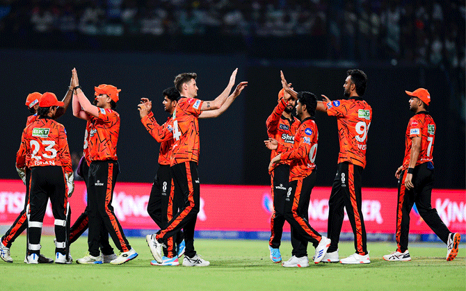 ইডেনেও নাইট রাইডার্সের দৈন্যদশা, হায়দরাবাদের কাছে হার ৬৫ রানে