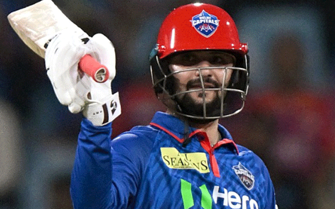 সমীর রিজভির লড়াইয়ে জয় দিল্লির