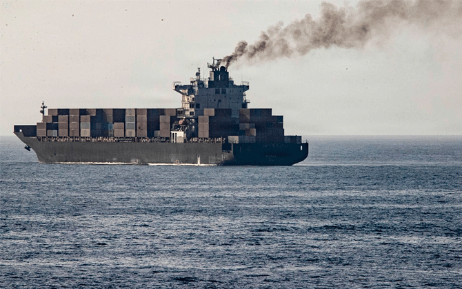 নিয়ম লঙ্ঘন। হরমুজ প্রণালীতে মার্কিন, ইজরায়েল গ্রিসের জাহাজে হামলা ইরানের