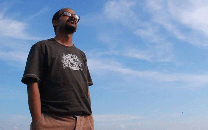 ভোটের মুখে কবি শ্রীজাত-র বিরুদ্ধে গ্রেফতারি পরোয়ানা, প্রতিবাদে সরব নাগরিক মহল । কী বলছে কমিশন ?