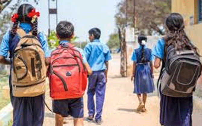 রাজনৈতিক পালাবদলে শিক্ষাব্যবস্থায় পরিবর্তন ! পশ্চিমবঙ্গ-তামিলনাড়ুতে ‘পিএম-শ্রী’ বাস্তবায়নে সক্রিয় কেন্দ্র, মুখ্যসচিবদের চিঠি পাঠাচ্ছে শিক্ষামন্ত্রক