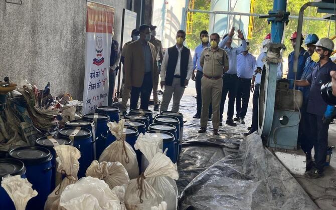 মুম্বইয়ে বাজেয়াপ্ত ১,৭৪৫ কোটির মাদক,বৃহৎ আন্তর্জাতিক চক্র ভাঙল এনসিবি। ‘অপরাধীদের নির্মমভাবে দমন করব’ বার্তা অমিত শাহর