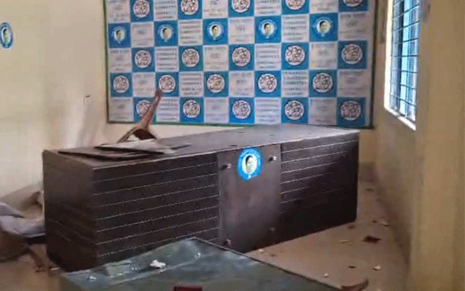 ভোটের ফল বেরোতেই উত্তপ্ত নানুর, রাজনৈতিক কোন্দলে নিহত এক