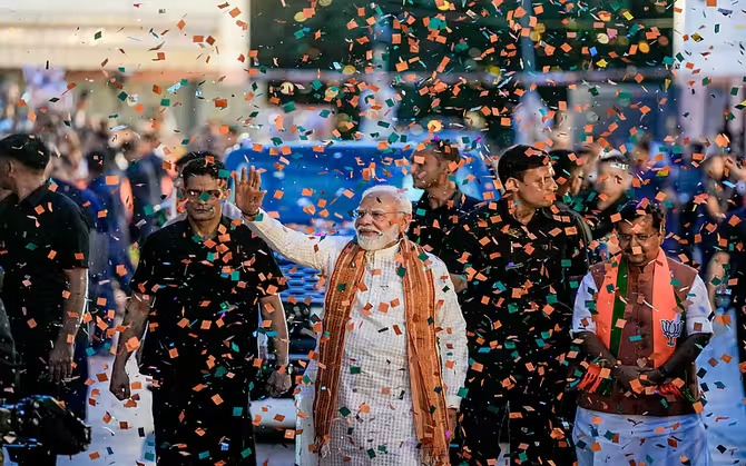 ‘বদলা নয়, বদল। ভয় নয়, উন্নত ভবিষ্যৎ’ : বঙ্গজয়ের পর চাকরি-নিরাপত্তা-স্বাস্থ্যে জোর দিয়ে বার্তা প্রধানমন্ত্রী নরেন্দ্র মোদির