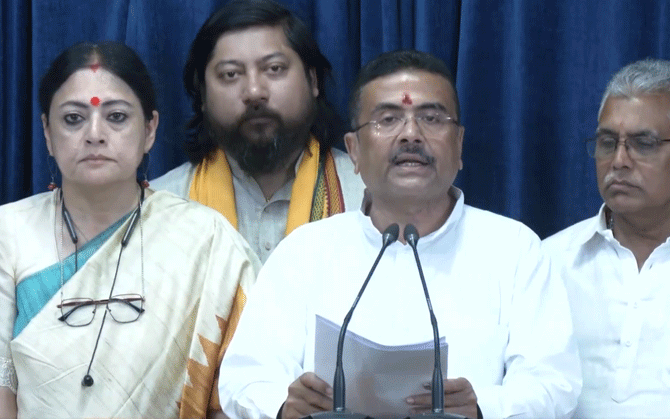 “রাজ্যের কোনো সামাজিক প্রকল্প বন্ধ হচ্ছে না, শুরু জনগণনা, সীমান্ত সুরক্ষার কাজ”, প্রথম মন্ত্রিসভার বৈঠকের পর জানালেন মুখ্যমন্ত্রী শুভেন্দু অধিকারী
