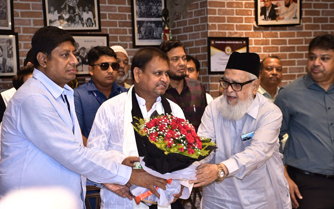 পালাবদল মহমেডান ক্লাবে, সভাপতির দায়িত্বে হুমায়ুন কবীর
