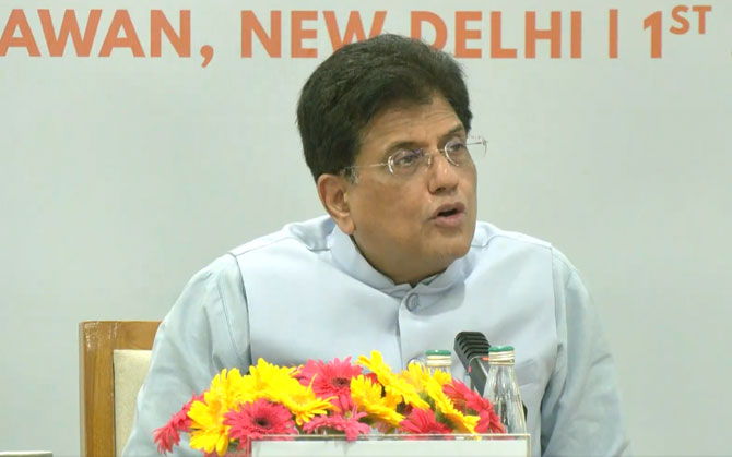 হরমুজে সংঘাত, জ্বালানি নিরাপত্তায় ভারতের ‘বিকল্প দুয়ার’ ওমান! কার্যকর মুক্ত বাণিজ্য চুক্তি