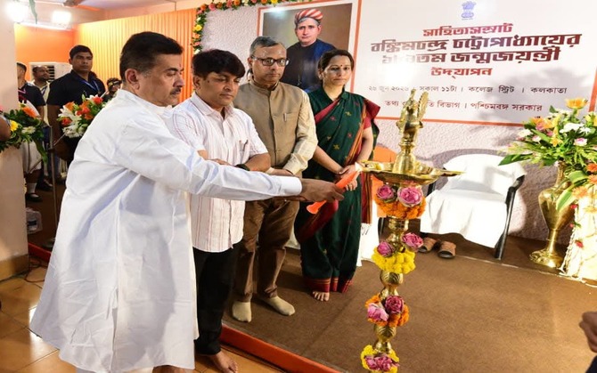 বঙ্কিমচন্দ্রের জন্মজয়ন্তীতে বড়ো ঘোষণা! রাজ্যে গড়ে উঠবে জাতীয় মানের ‘বন্দে মাতরম’ মিউজিয়াম, জানালেন মুখ্যমন্ত্রী
