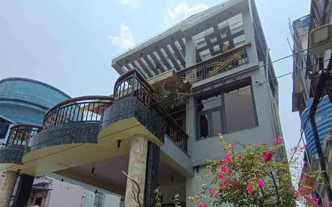 কালনার প্রাক্তন বিধায়ক দেবপ্রসাদ বাগের বাড়িতে পুলিশি তল্লাশি